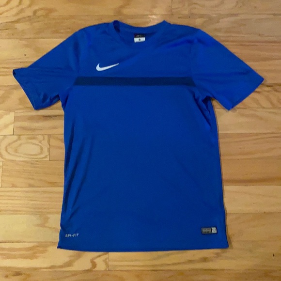 Authentic Dri-Fit Nike Shirt 🔥 - Picture 1 of 5